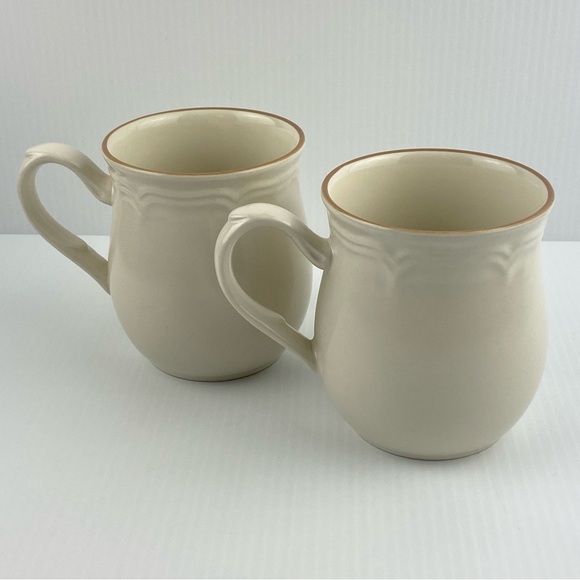 Vintage Cordella Stoneware Mugs Burnet Pattern Set of 2 - 14 ounce cups - Picture 4 of 8